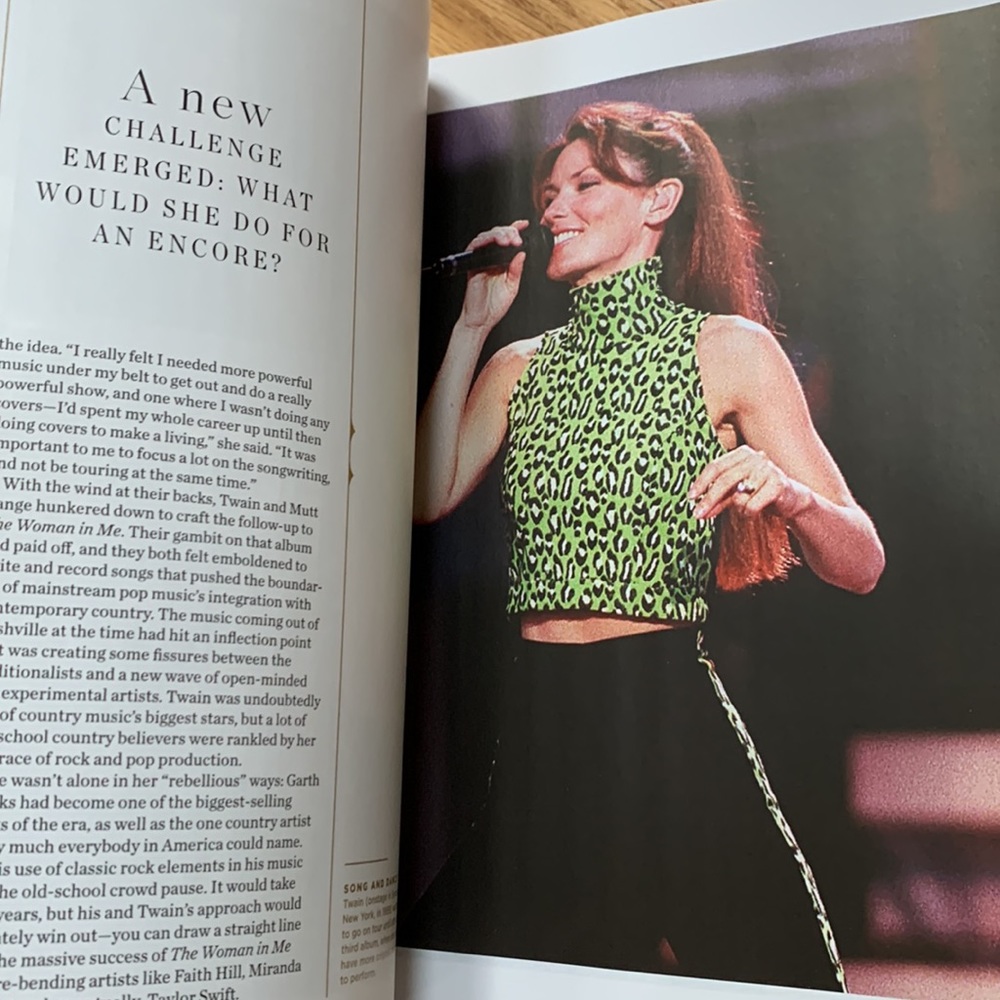 Country Legend Shania Twain Magazine - Picture 5 of 16